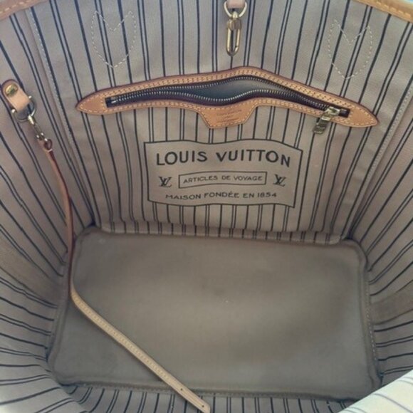 Louis Vuitton Neverfull MM (Medium) Beige Interior - Picture 7 of 13